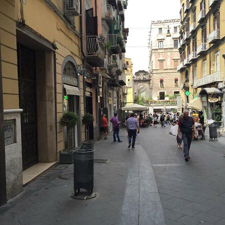 Appartamentino 116 Via Chiaia Naples Extérieur photo