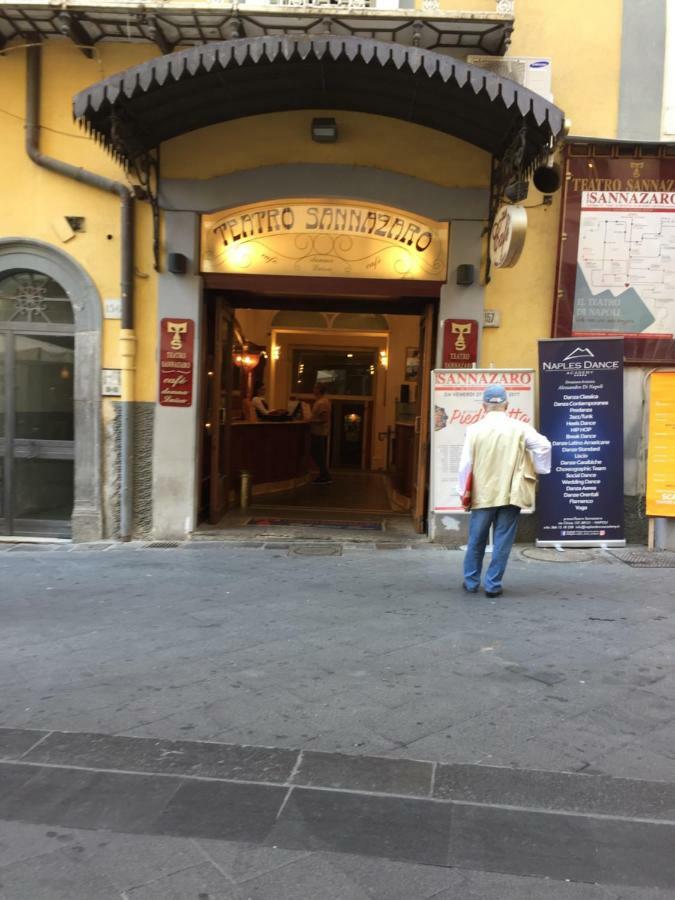 Appartamentino 116 Via Chiaia Naples Extérieur photo